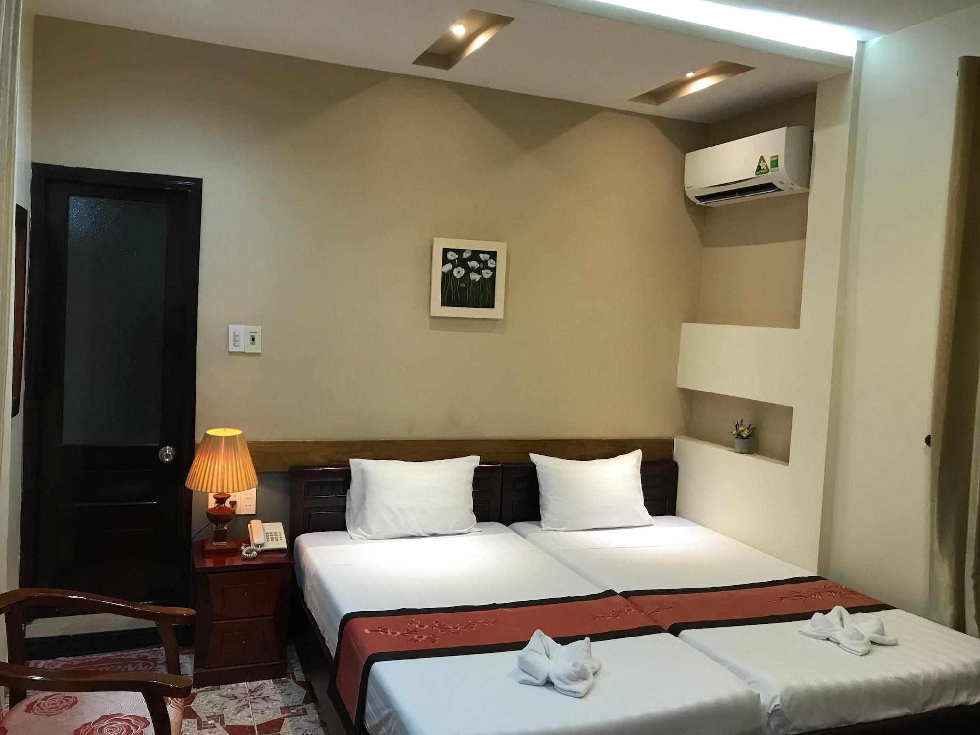 Sunny A Hotel Hue Bagian luar foto