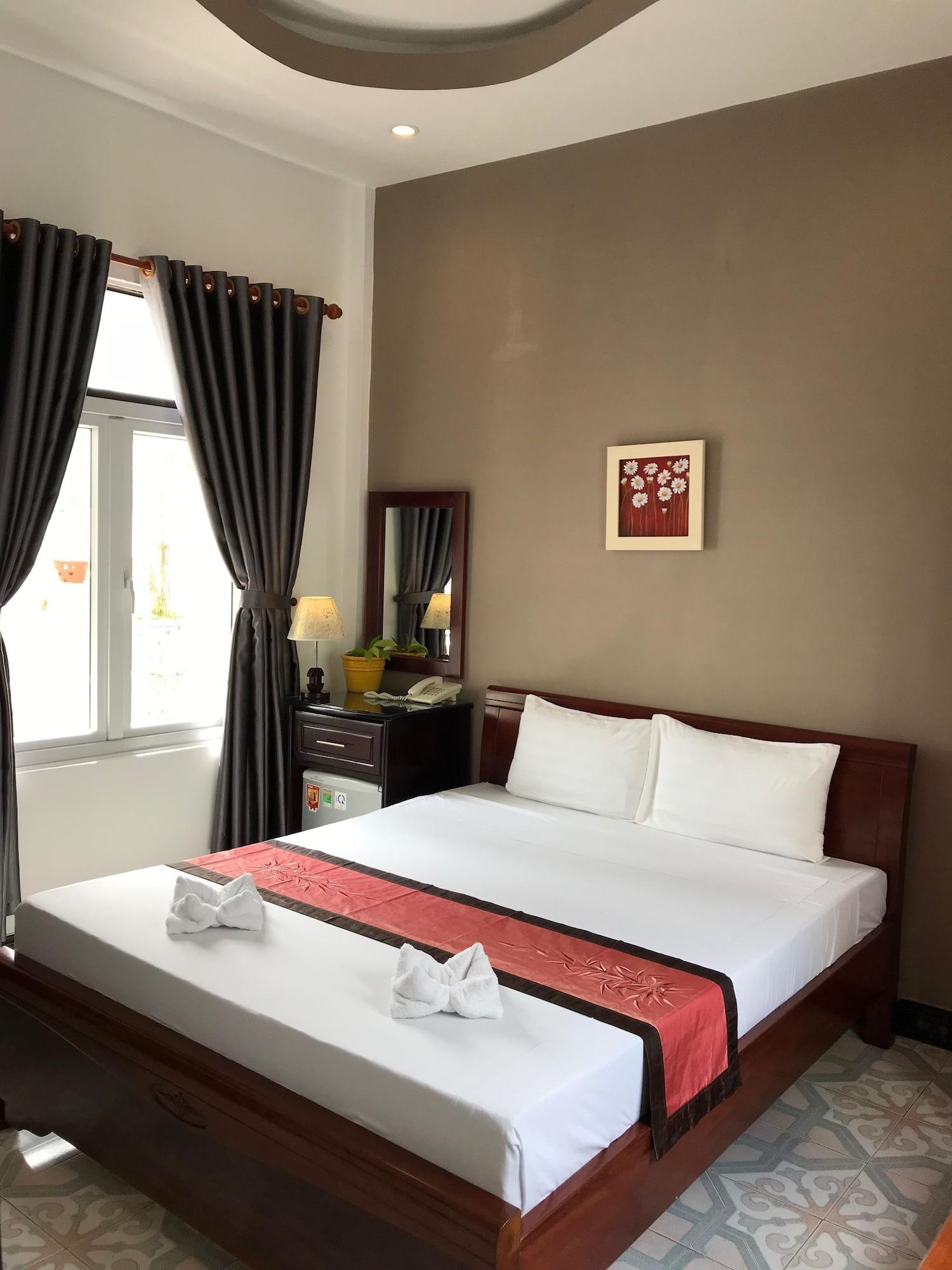 Sunny A Hotel Hue Bagian luar foto