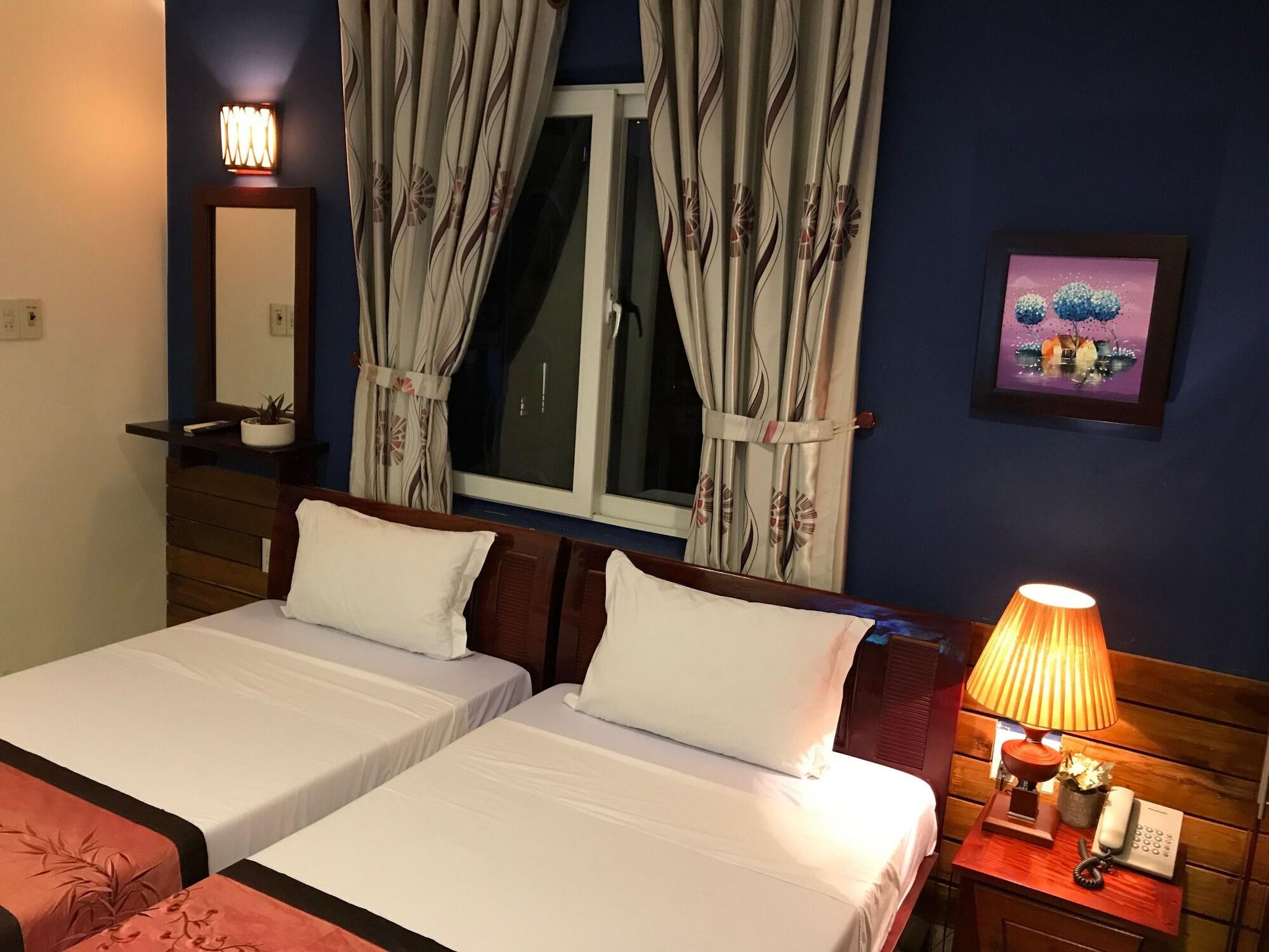 Sunny A Hotel Hue Bagian luar foto
