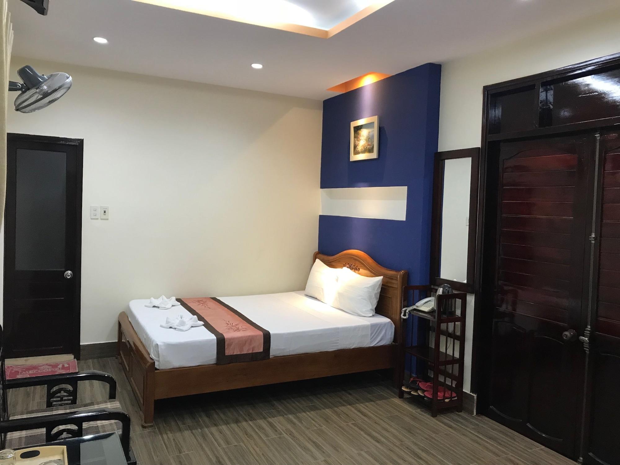 Sunny A Hotel Hue Bagian luar foto