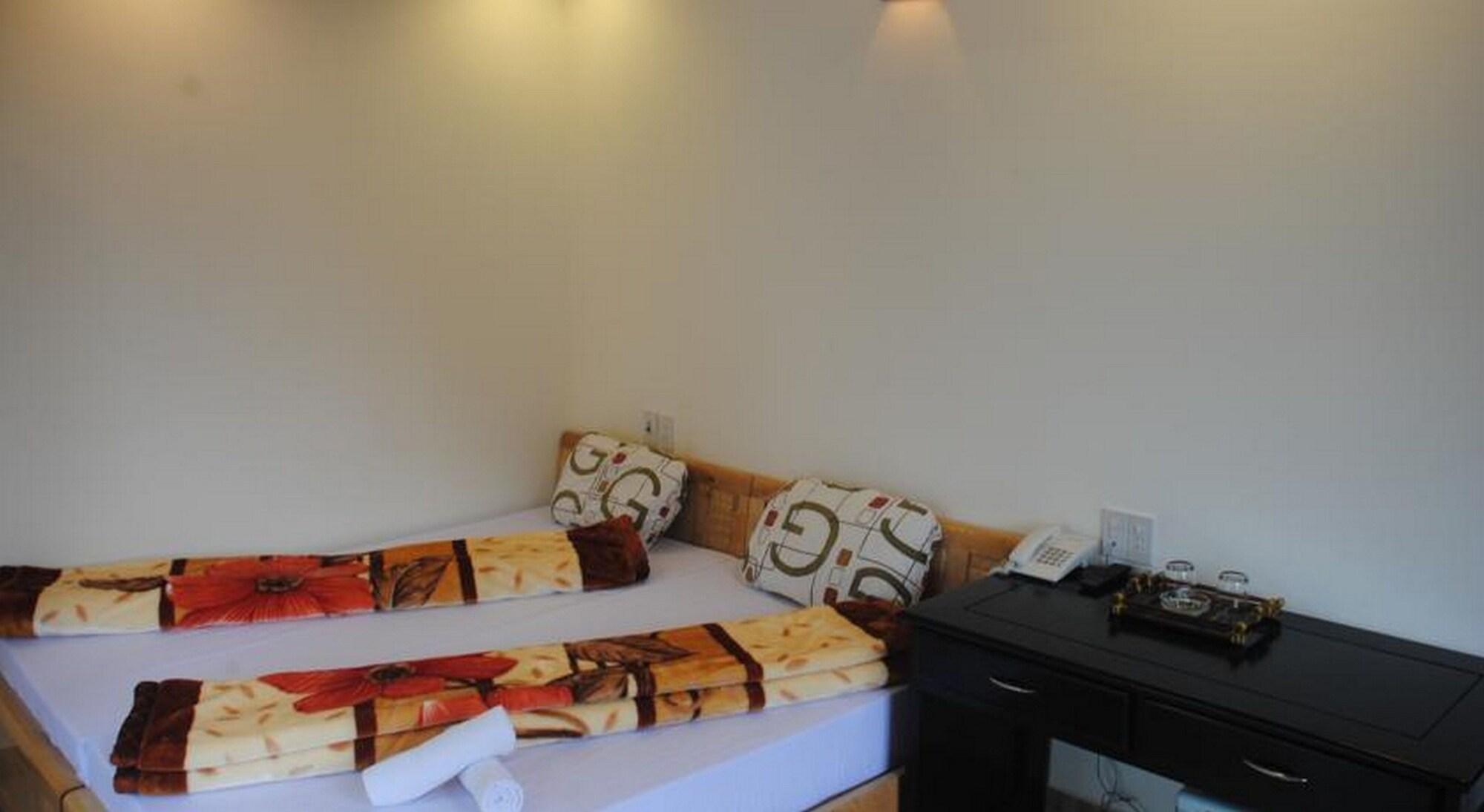 Sunny A Hotel Hue Bagian luar foto