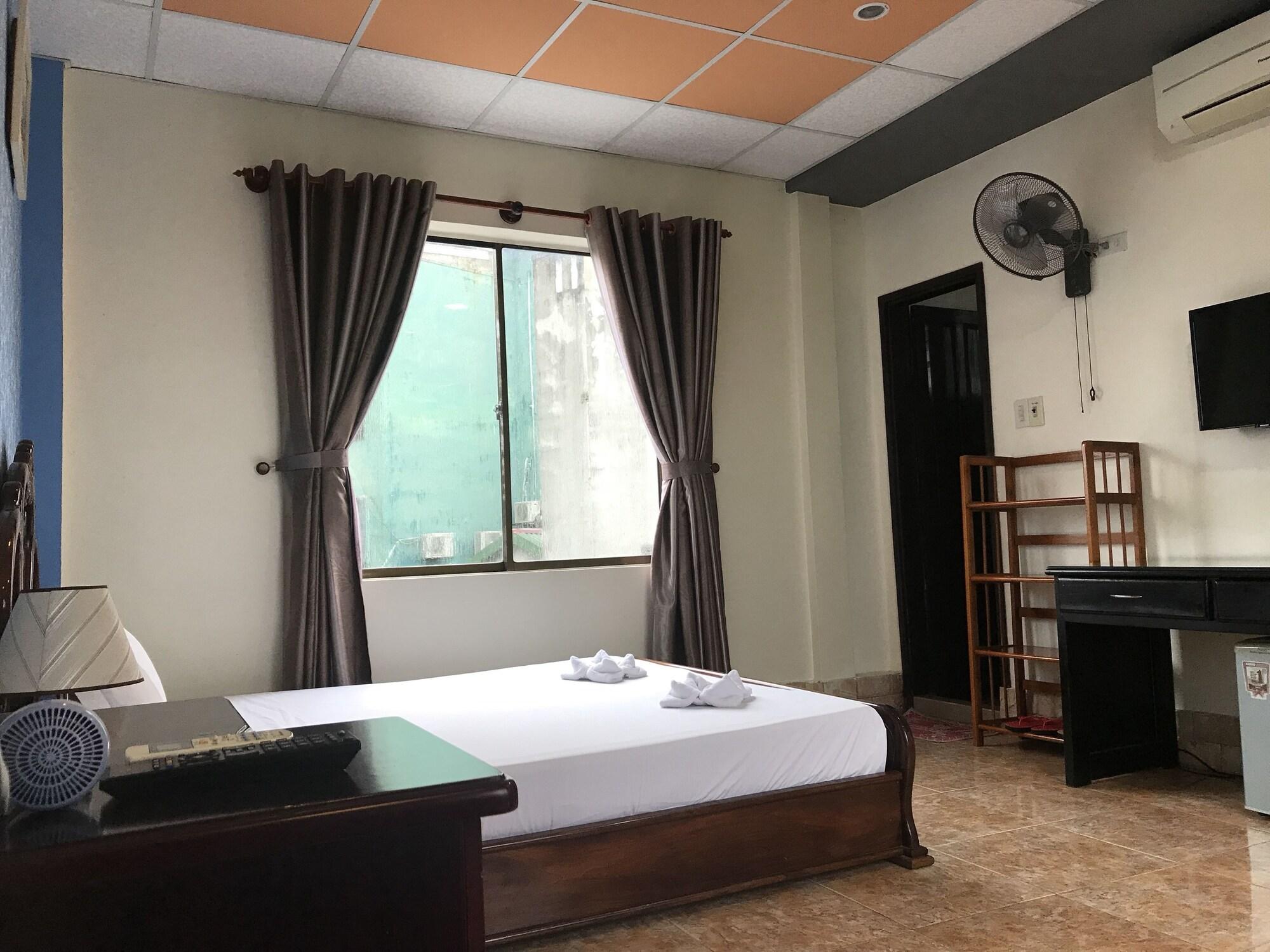 Sunny A Hotel Hue Bagian luar foto
